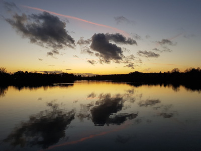 Sunset on Earlswood Lakes