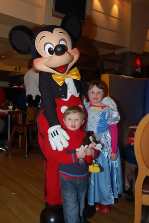 Christmas at Disneyland Paris disneyland221