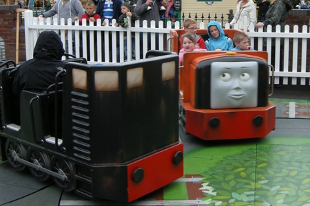 Camping at Drayton Manor campsite, with days out at DraytonManor Thomasland and Cadbury World camping3-thomasland01
