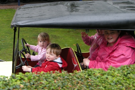 Camping at Drayton Manor campsite, with days out at DraytonManor Thomasland and Cadbury World camping3-thomasland03