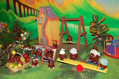 Camping at Drayton Manor campsite, with days out at DraytonManor Thomasland and Cadbury World camping4-cadburyworld09