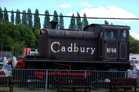 Camping at Drayton Manor campsite, with days out at DraytonManor Thomasland and Cadbury World camping4-cadburyworld15