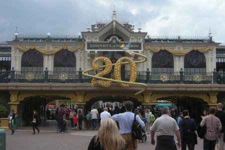 Holiday in Paris and day out at Disneyland Paris paris_disneyland01