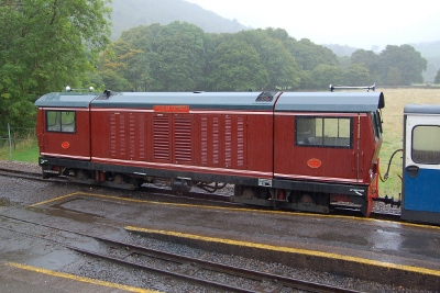 Diesel train on the Ravenglass and Eskdale Railway